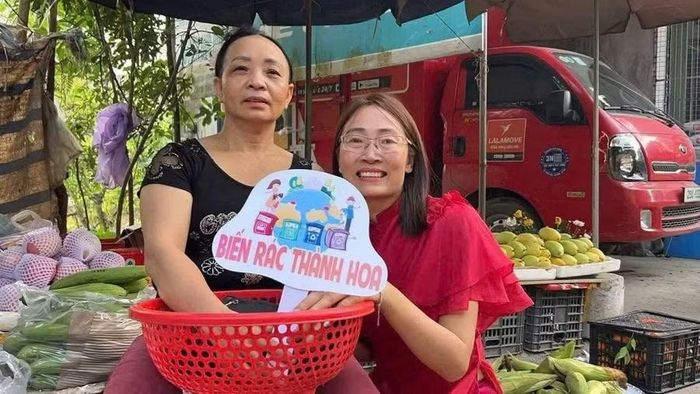 Chị Mùi mong muốn thay đổi nhận thức của người dân trong việc xử lý rác thải.