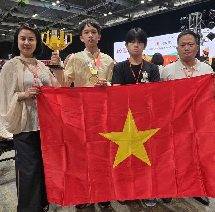 Chia vui cùng người thân, gia đình.