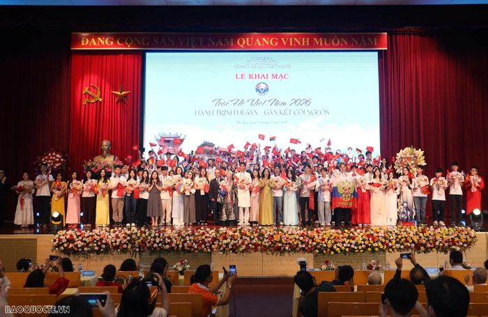 Một số hình ảnh tại lễ khai mạc Trại Hè Việt Nam 2026: