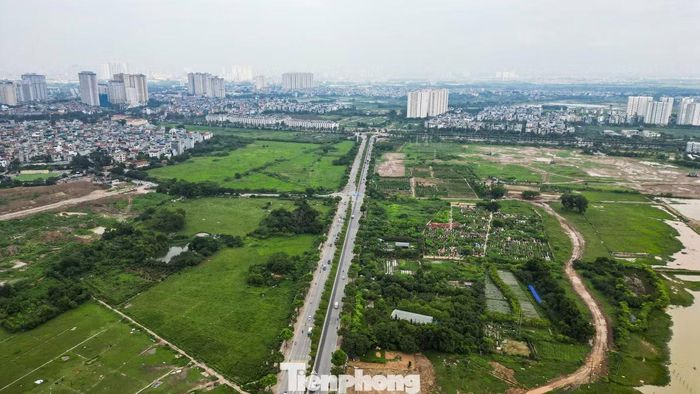 Hơn 52 ha đất cùng hệ thống hàng rào và cổng ra vào đã được bàn giao cho Ban Quản lý dự án Đầu tư xây dựng công trình hạ tầng kỹ thuật và nông nghiệp TP. Hà Nội quản lý, trong khi khoảng 40 ha còn lại đang được tiếp tục giải phóng mặt bằng.