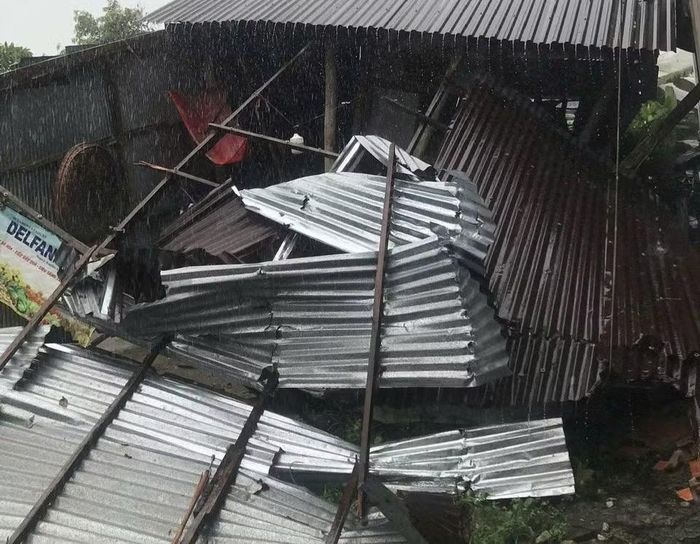  Một căn nhà thiệt hại ở phường Trung Nhứt, TP. Cần Thơ. 