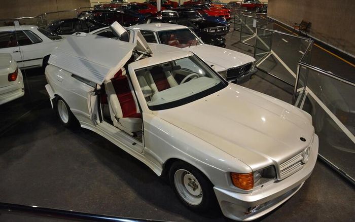 Mercedes-Benz 500 SEC đời 1983 do hãng độ Styling Garage (Đức) thực hiện.