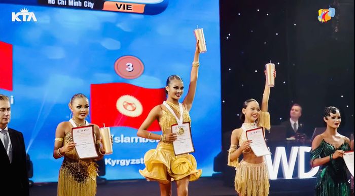 Hoàng Misaki được ví là "thần đồng DanceSport Việt"