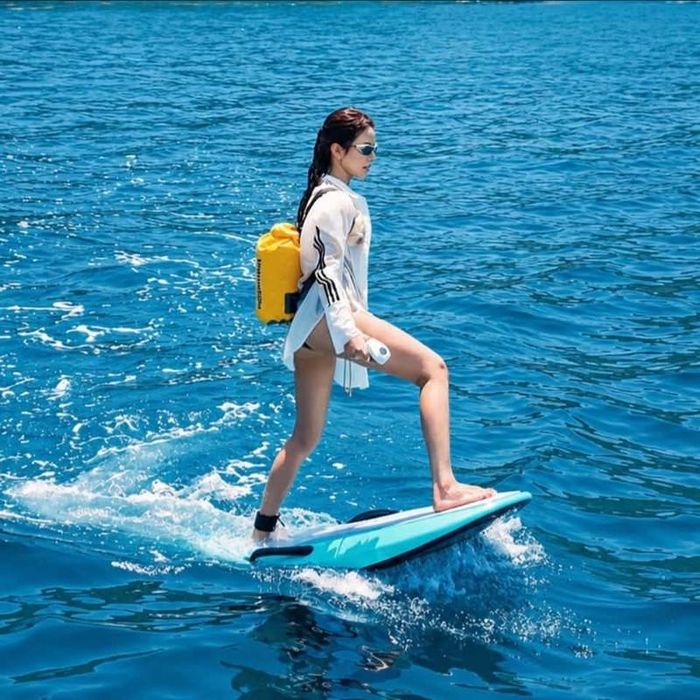 Diệp Lâm Anh trải lòng về việc ngừng chạy theo tiêu chuẩn của đám đông để sống đúng với bản thân.