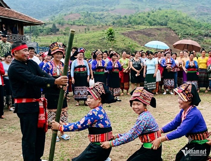 Điện Biên sẽ xây dựng phần mềm ứng dụng các mô hình ngôn ngữ kết hợp AI, phù hợp với đặc thù của các ngôn ngữ dân tộc thiểu số.