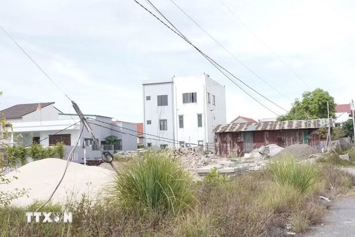 Dự án Hạ tầng kỹ thuật khu đất ở xã Đức Ninh, thành phố Đồng Hới, nay là Tổ dân phố Đức Điền, phường Đồng Hới, tỉnh Quảng Trị. (Ảnh: Thanh Thủy/TTXVN)