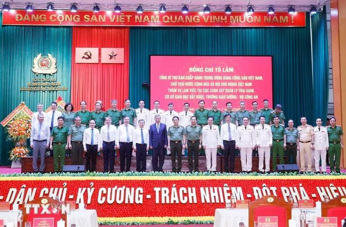 Tổng Bí thư, Chủ tịch nước Tô Lâm và các đại biểu tham dự. (Ảnh: Thống Nhất/TTXVN)
