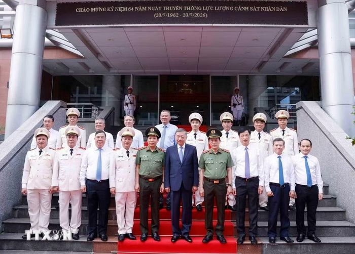 Tổng Bí thư, Chủ tịch nước Tô Lâm và các đại biểu. (Ảnh: Thống Nhất/TTXVN)