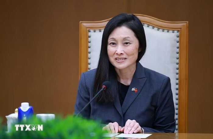 Bà Jennifer Wicks, Đại sứ Hoa Kỳ tại Việt Nam phát biểu. (Ảnh: Dương Giang/TTXVN)