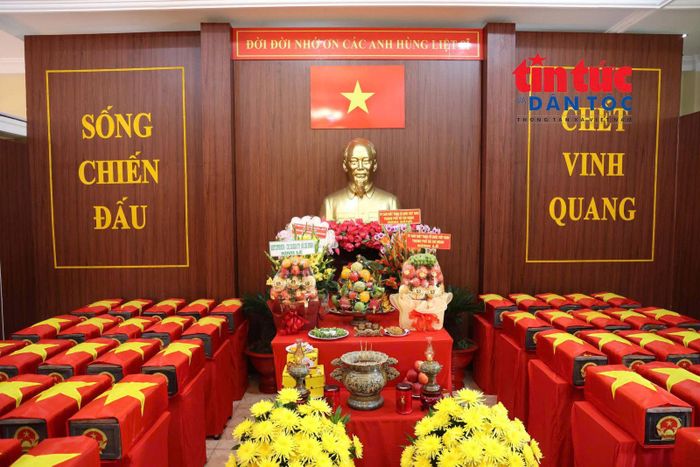 Công tác tìm kiếm được triển khai khẩn trương nhưng chặt chẽ, với sự phối hợp của nhiều lực lượng chuyên môn.