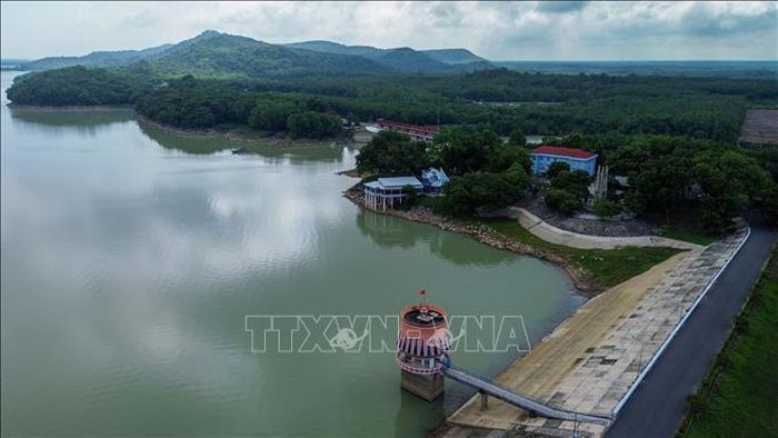 Hồ Dầu Tiếng đang được đầu tư hiện đại hóa hệ thống quan trắc, giám sát và điều hành nhằm bảo đảm vận hành an toàn, hiệu quả, đáp ứng yêu cầu khai thác đa mục tiêu.