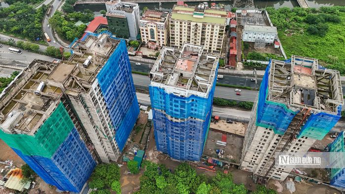 Trước đo, thông tin từ Sở Xây dựng, ngoài dự án chuyển đổi nhà ở xã hội đang được triển khai. Một số khu nhà ở Pháp Vân - Tứ Hiệp sẽ được tối ưu hóa công năng làm nhà tạm cư phục vụ người dân sau giải phóng mặt bằng.