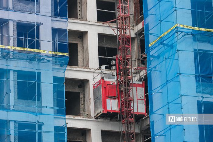 Các tòa nhà thuộc dự án tiếp tục được chỉnh trang, hoàn thiện.
