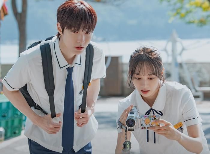 Hwang In Youp và Hyeri lần đầu kết hợp trong Dream to You.