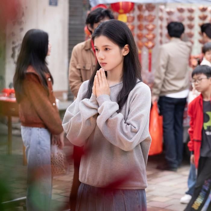Trương Tịnh Nghi ghi dấu ấn với hình tượng nữ chính giàu nội tâm. Ảnh: Weibo 