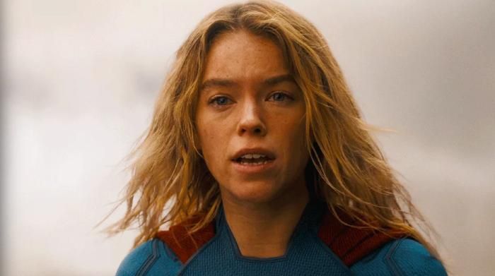 Tốc độ sụt giảm doanh thu nhanh chóng khiến Supergirl sớm mất lợi thế tại phòng vé Bắc Mỹ chỉ sau vài tuần công chiếu. Ảnh: DC Studios.