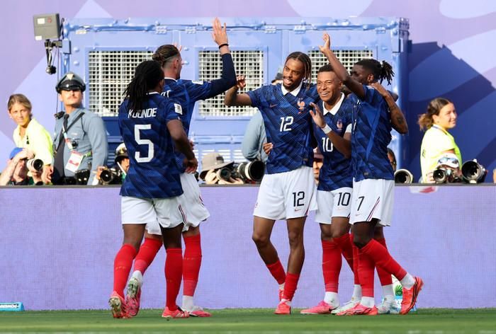 Pháp và Tây Ban Nha sẽ đối đầu ở bán kết World Cup 2026, nhưng Les Bleus lúc này đã rất khác so với đội bóng từng thất bại trước La Roja ở bán kết EURO 2024. Ảnh: FIFA