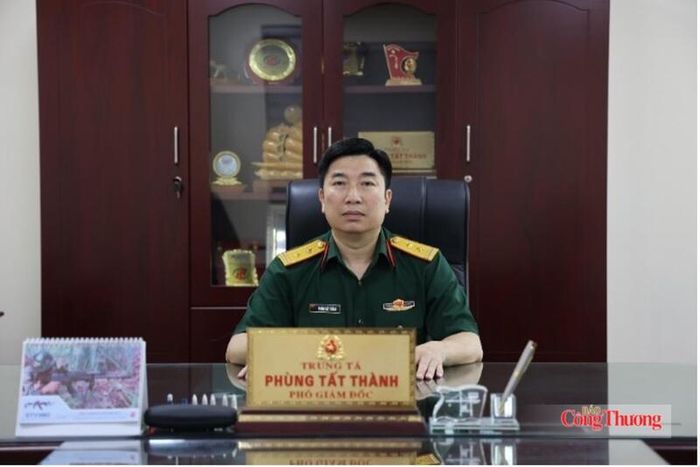 Trung tá Phùng Tất Thành, Phó Giám đốc nhà máy Z111. Ảnh: Nguyên Khánh
