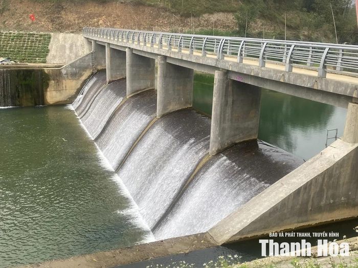 Đập Tá Hướng, xã Ban Công (nay thuộc xã Bá Thước) vừa hoàn thành quyết toán công trình trong tháng 5/2026.