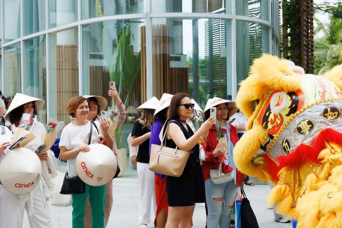 Nga hiện là thị trường khách lớn nhất của Việt Nam tại châu Âu. Ảnh: Anex Tour Việt Nam