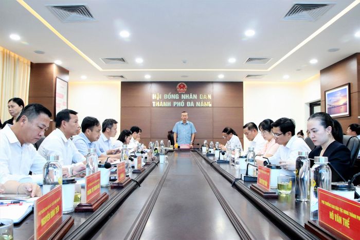 Quang cảnh buổi làm việc. Ảnh: TRỌNG HUY