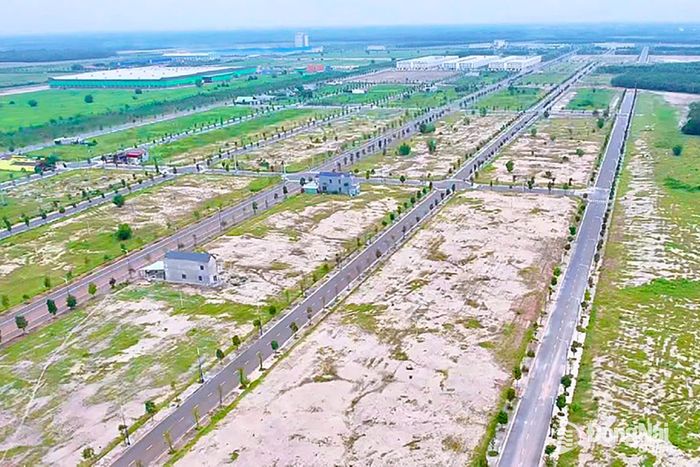 Sản lượng thi công Khu tái định cư Thành Tâm, phường Chơn Thành hiện đạt khoảng 55% khối lượng. Ảnh tư liệu