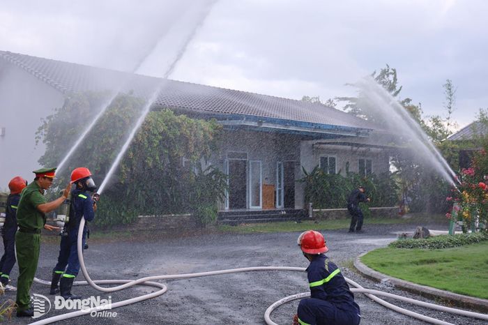 Các lực lượng phối hợp diễn tập phương án