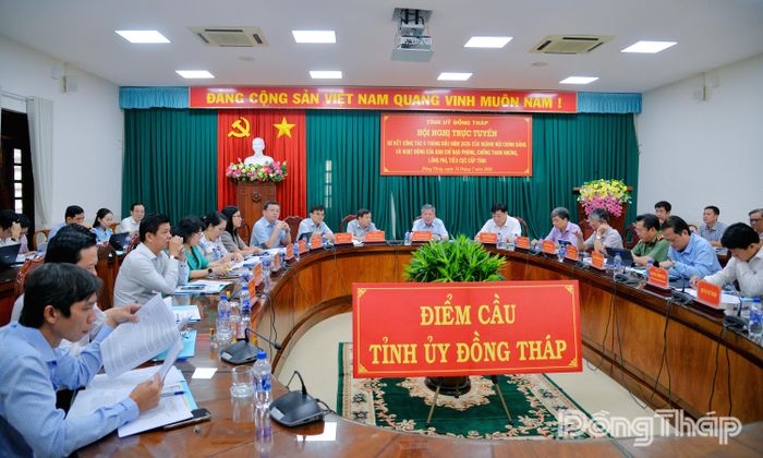Quang cảnh tại điểm cầu Đồng Tháp.