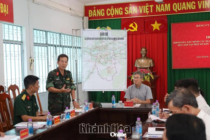Đại diện Bộ Chỉ huy Quân sự tỉnh phát biểu tại hội nghị.