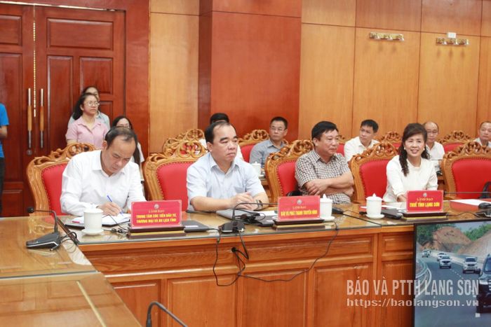 Đại biểu tham dự chương trình