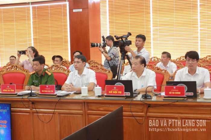 Đại biểu tham dự chương trình