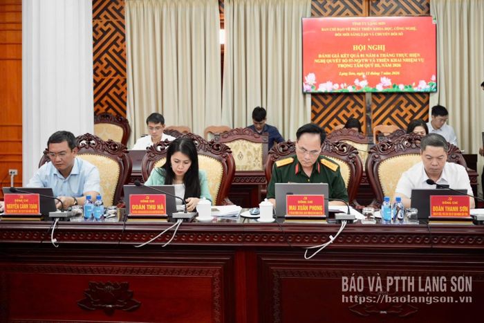 Các đại biểu tham dự hội nghị