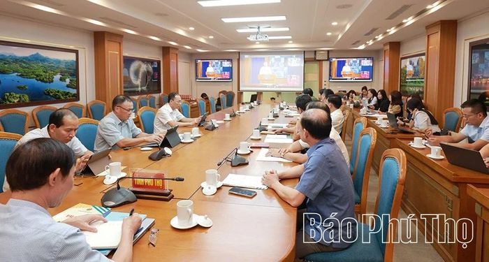 Quang cảnh hội nghị tại điểm cầu Phú Thọ.