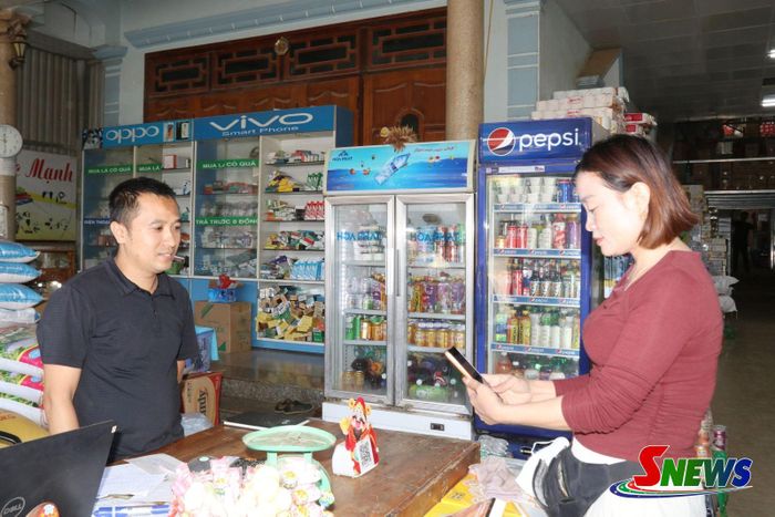 Thương mại dịch vụ ở Tà Hộc phát triển, đáp ứng nhu cầu mua sắm của nhân dân trên địa bàn.