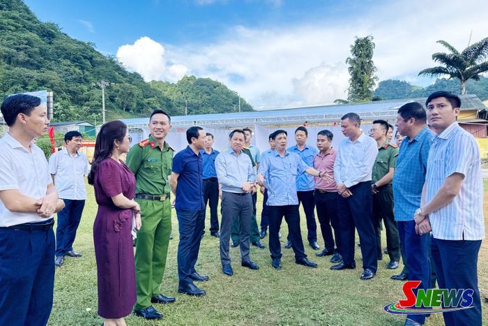 Đồng chí Chủ tịch UBND tỉnh cùng đoàn công tác của tỉnh kiểm tra công tác chuẩn bị tổ chức Ngày hội Toàn dân bảo vệ an ninh Tổ quốc năm 2026.