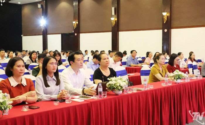 Các đại biểu dự Hội nghị tập huấn.