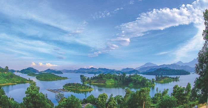 Một thoáng Núi Cốc. Ảnh: Việt Hùng