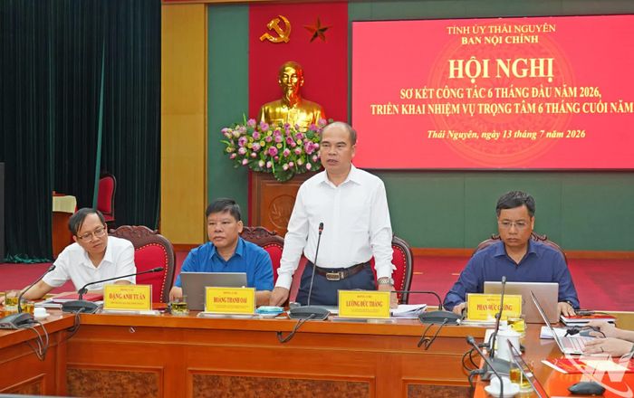 Đồng chí Lường Đức Thắng phát biểu tại Hội nghị.