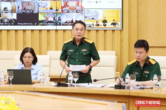 Đại diện các cơ quan, đơn vị liên quan đã tập trung thảo luận các nội dung trọng tâm về kết quả triển khai thực hiện các nghị quyết