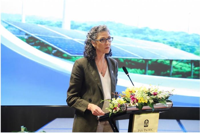 Bà Ramla Khalidi, Trưởng Đại diện thường trú UNDP tại Việt Nam phát biểu tại sự kiện.