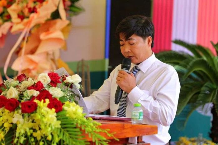 Chủ tịch Ủy ban MTTQVN xã Vĩnh Định phát biểu