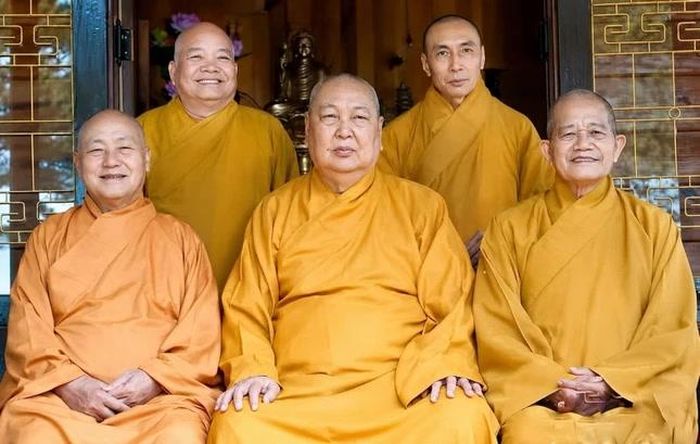 Trưởng lão Hòa thượng Thích Phước Tú là vị đồng sự, hỗ trợ cho Trưởng lão Hòa thượng Thích Đắc Pháp, Trưởng ban Trị sự Phật giáo tỉnh Vĩnh Long từ nhiệm kỳ I đến nhiệm kỳ VII, xây dựng Phật giáo Vĩnh Long phát triển ổn định