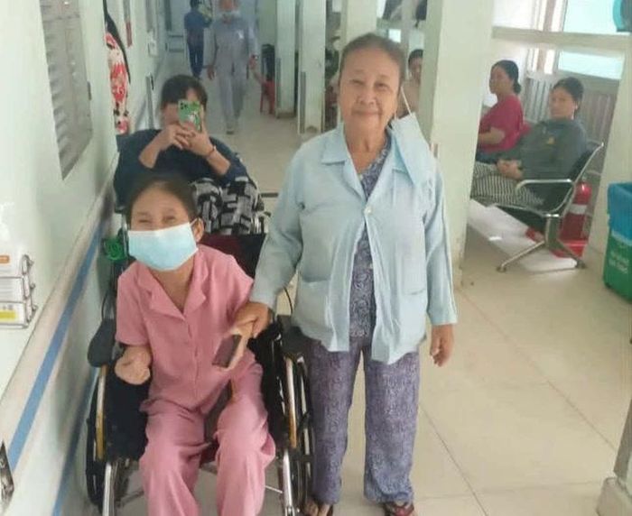 Chị Tâm phải duy trì lọc máu định kỳ tại Khoa Thận nhân tạo