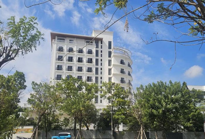 Kỷ luật nhiều cán bộ liên quan thực hiện dự án Nhà khách Thành ủy Huế.