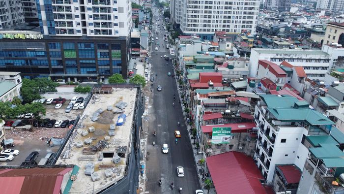 Theo thiết kế, tuyến đường sau mở rộng sẽ có mặt cắt ngang 21m, gồm 15m lòng đường và hai vỉa hè mỗi bên rộng 3m. Khi hoàn thành, dự án được kỳ vọng sẽ cải thiện hạ tầng giao thông, thúc đẩy phát triển kinh tế - xã hội khu vực.