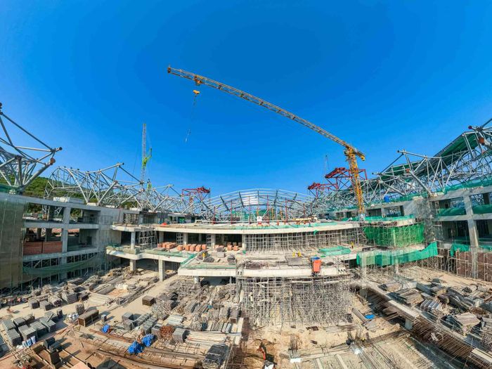 Nhiều hạng mục công trình phục vụ APEC vượt tiến độ.