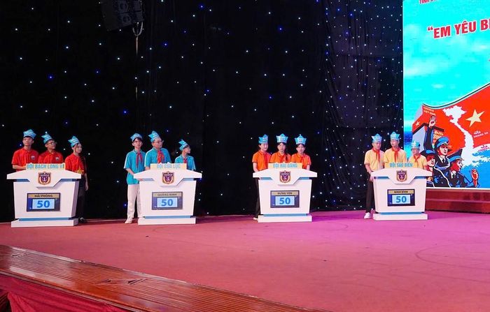 Các đội thi tham gia tranh tài