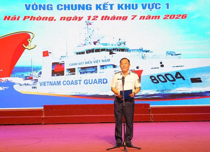 Thiếu tướng Trần Văn Hậu phát biểu khai mạc cuộc thi