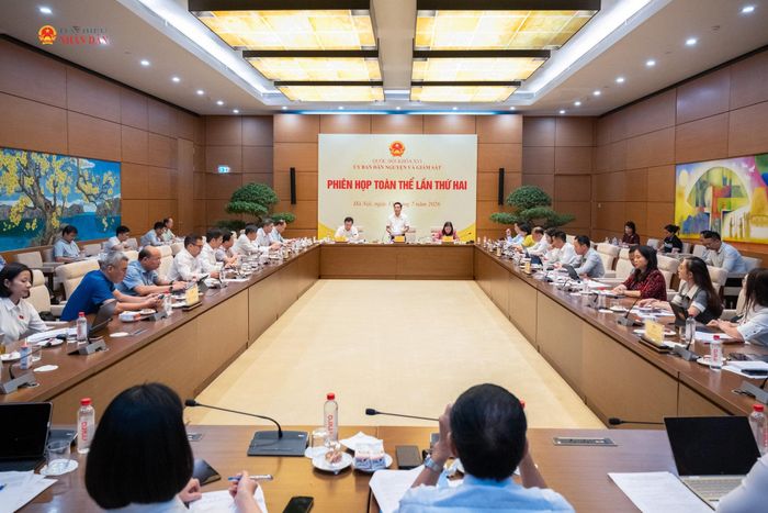 Toàn cảnh phiên họp