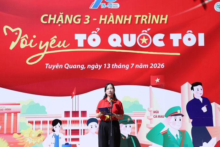 Đồng chí Dương Minh Nguyệt, Ủy viên BTV Trung ương Đoàn, Tỉnh ủy viên, Bí thư Tỉnh Đoàn, Chủ tịch Hội LHTN Việt Nam tỉnh Tuyên Quang phát biểu tại sự kiện.